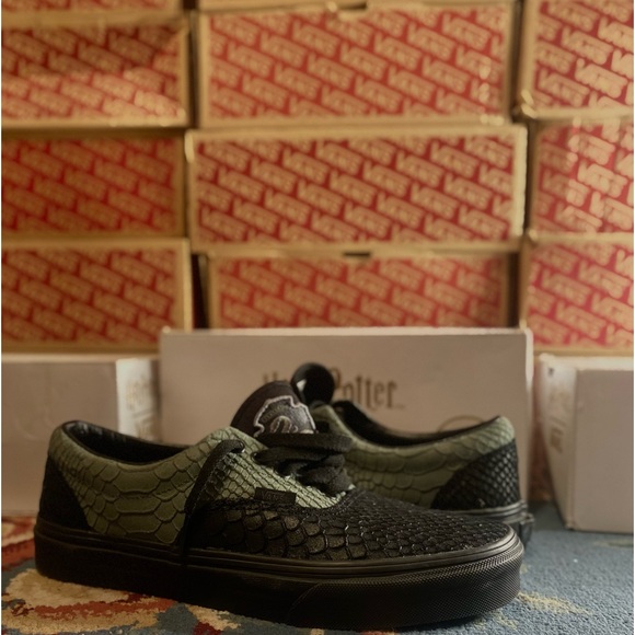 Vans Other - VANS X HARRY POTTER ( Slytherin )
